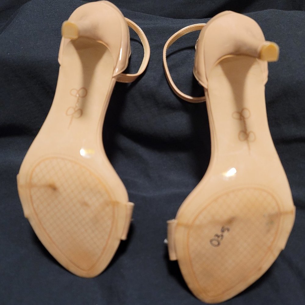 Beautiful Patent Nude Sandal - NEW - 9.5 - Picture 3 of 5